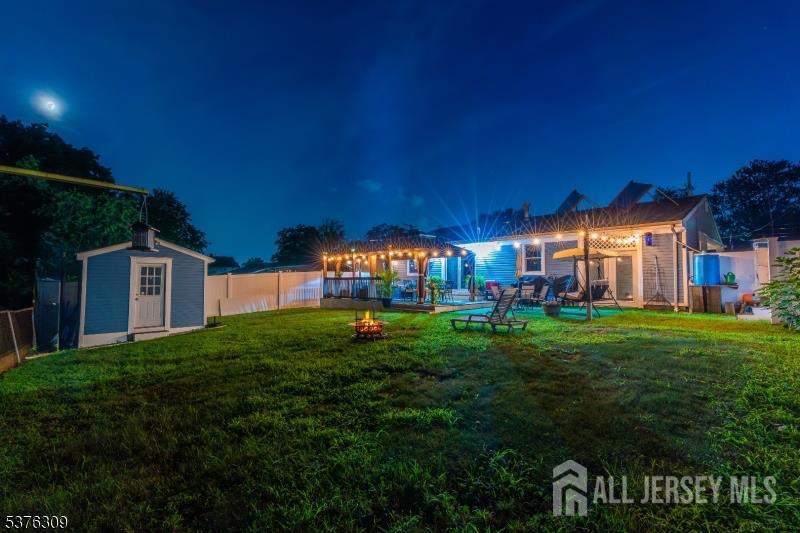 40 Buttonwood Drive