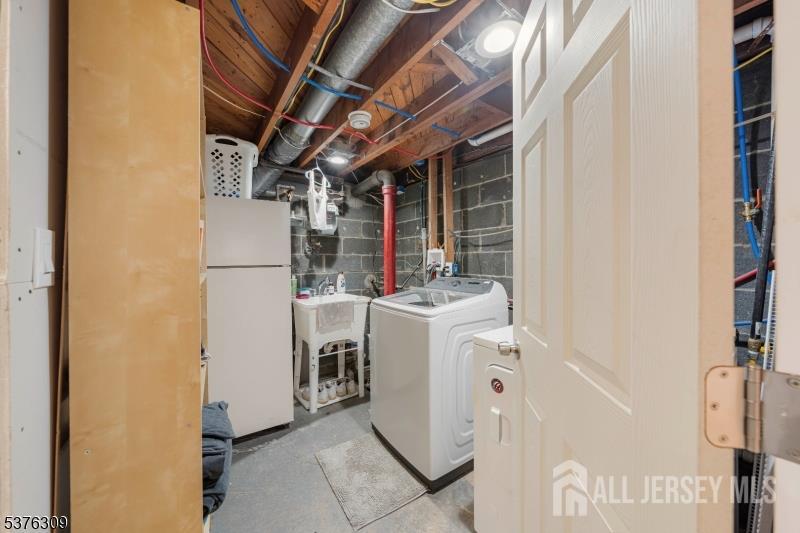 40 Buttonwood Drive