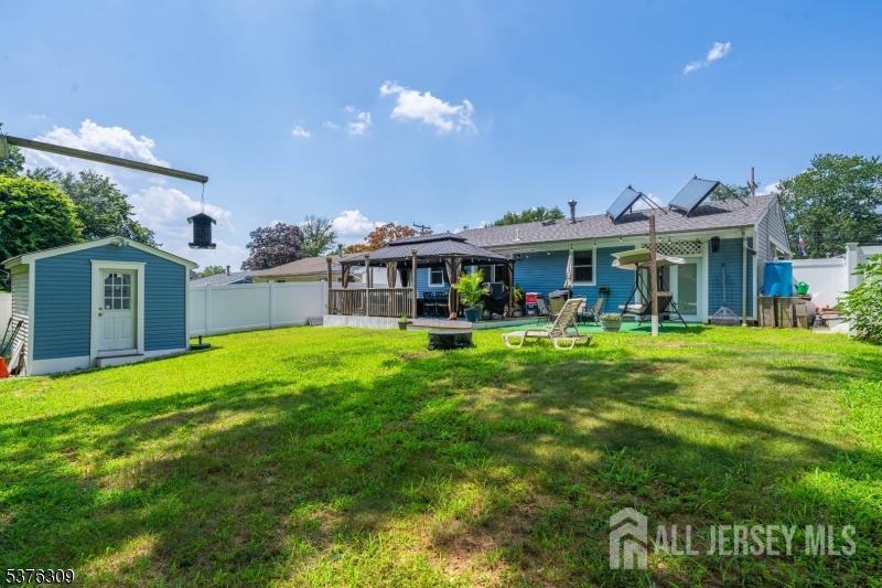40 Buttonwood Drive