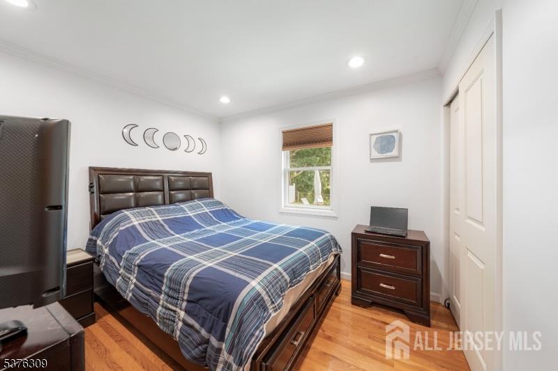 40 Buttonwood Drive