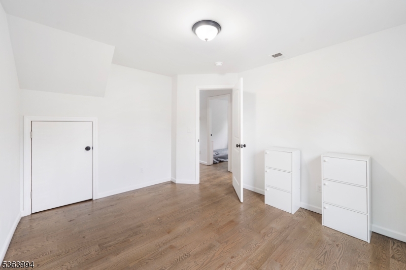 11 Raymond Ave
