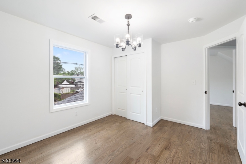 11 Raymond Ave