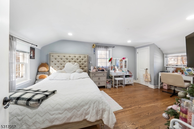 71 Willoughby Rd