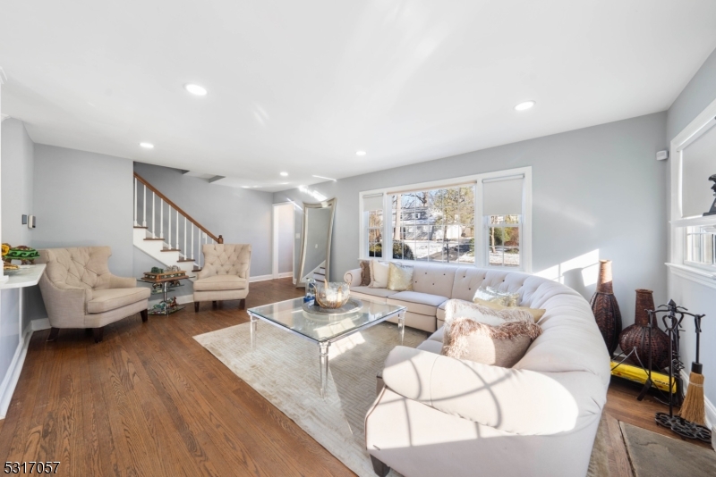 71 Willoughby Rd