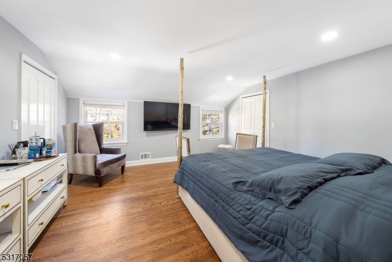 71 Willoughby Rd