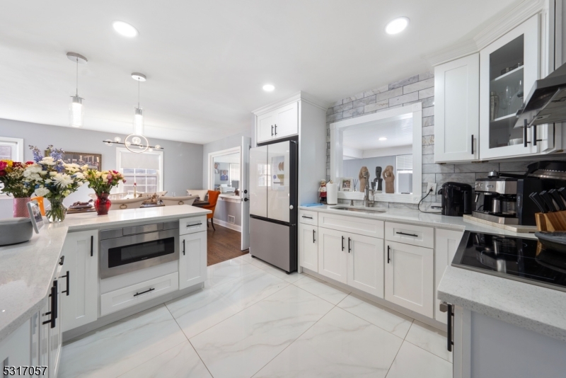 71 Willoughby Rd