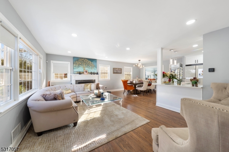 71 Willoughby Rd