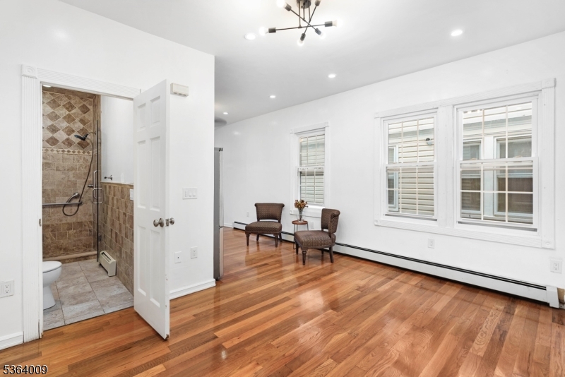 726-728 FAY AVE