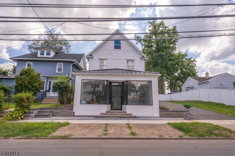 1300 E Front St