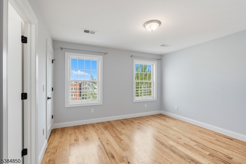 221 Palmer St