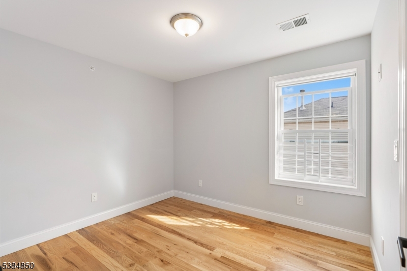 221 Palmer St