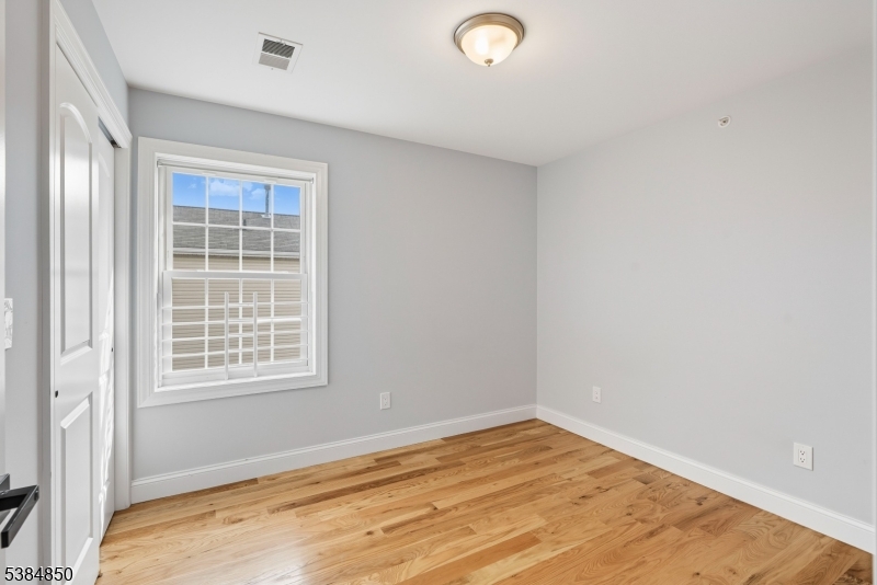221 Palmer St