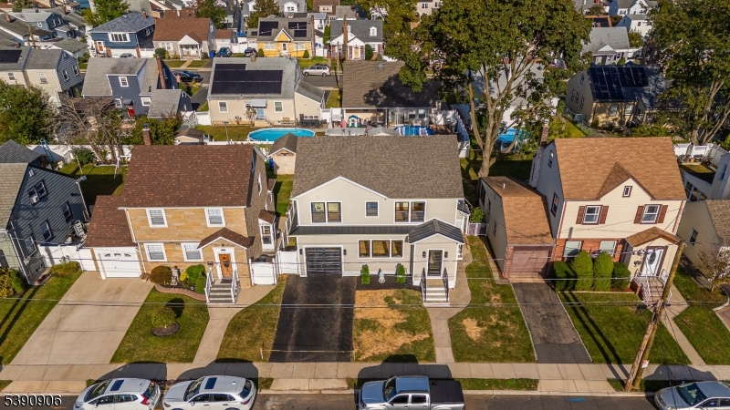 1120 Weber St