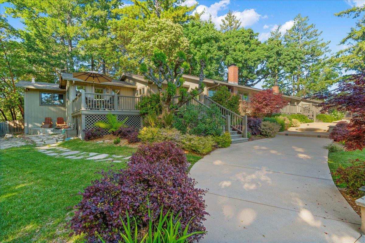 25896 Adams RD