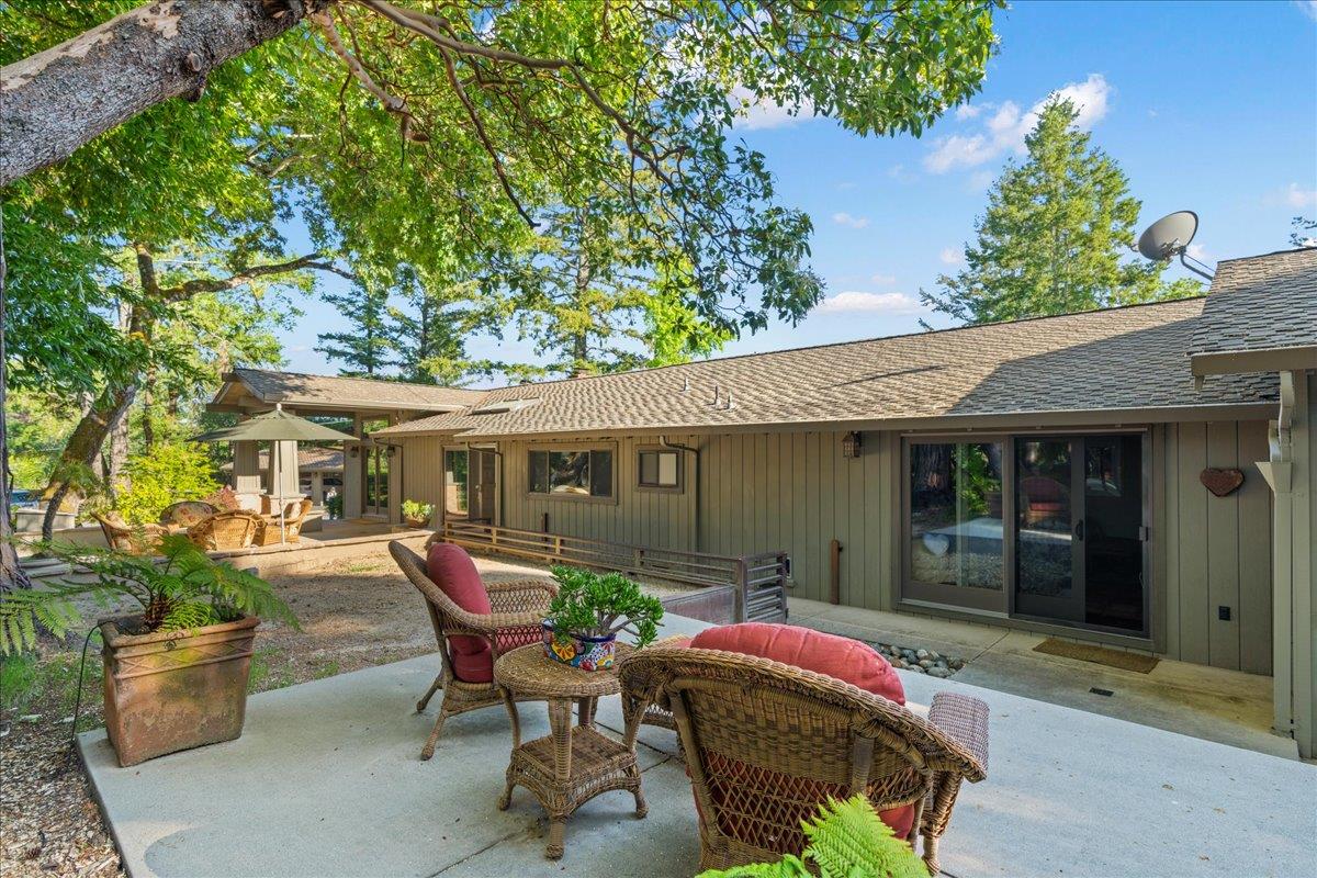 25896 Adams RD
