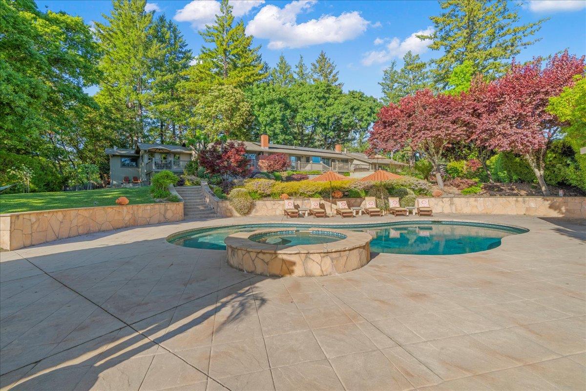 25896 Adams RD