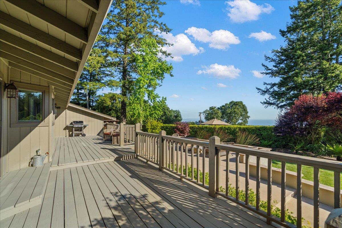 25896 Adams RD