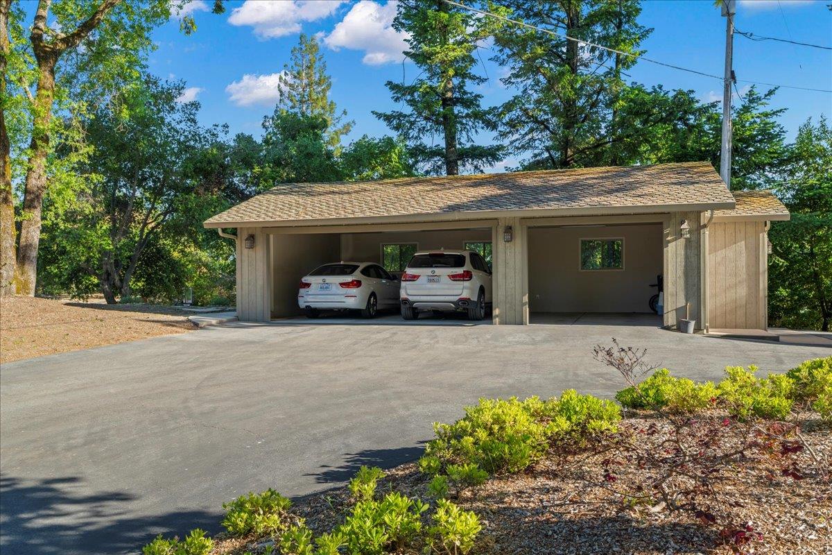 25896 Adams RD