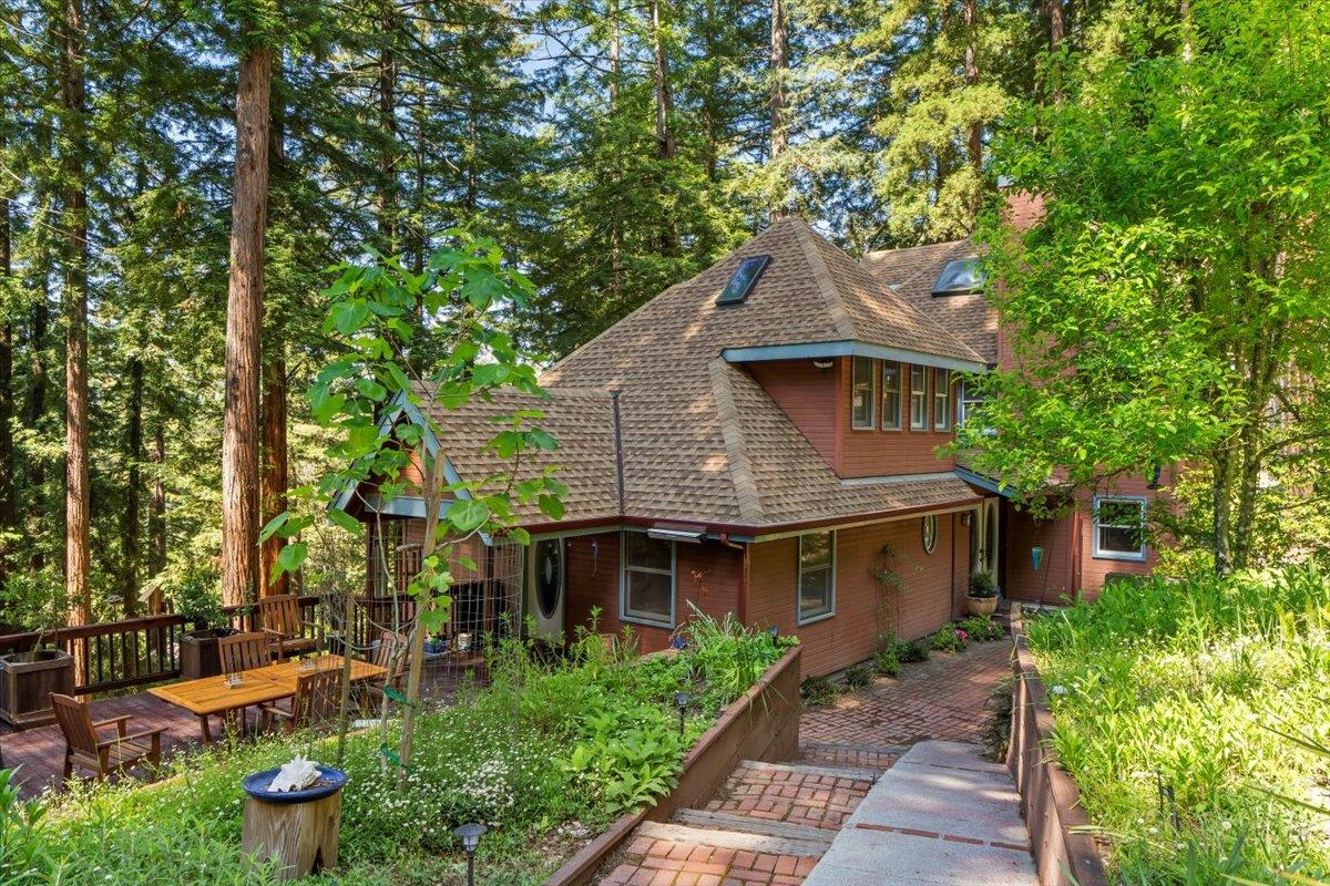 17957 Mountain Charlie RD