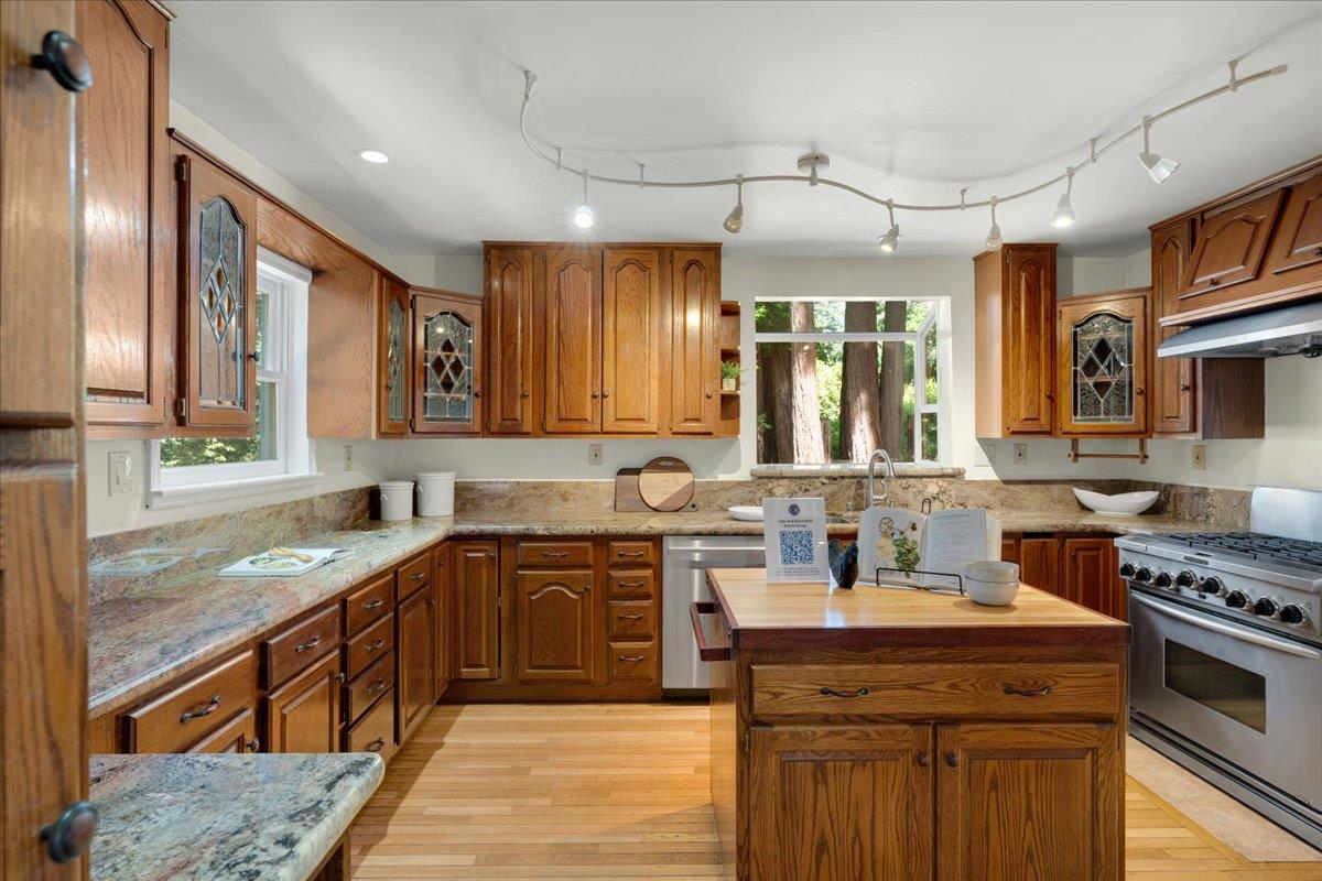 17957 Mountain Charlie RD