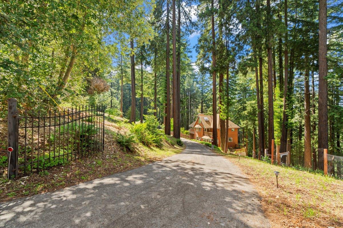 17957 Mountain Charlie RD