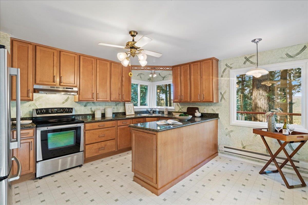 17897 Mozelle CT