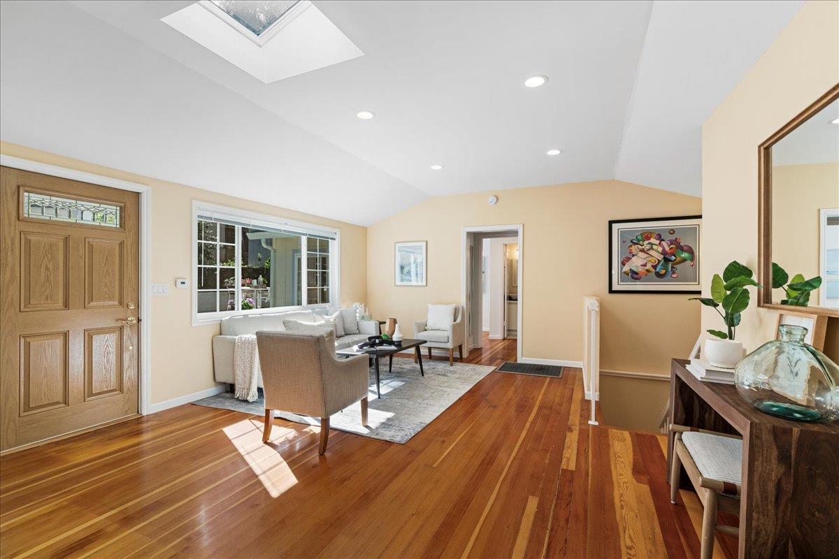 17897 Mozelle CT