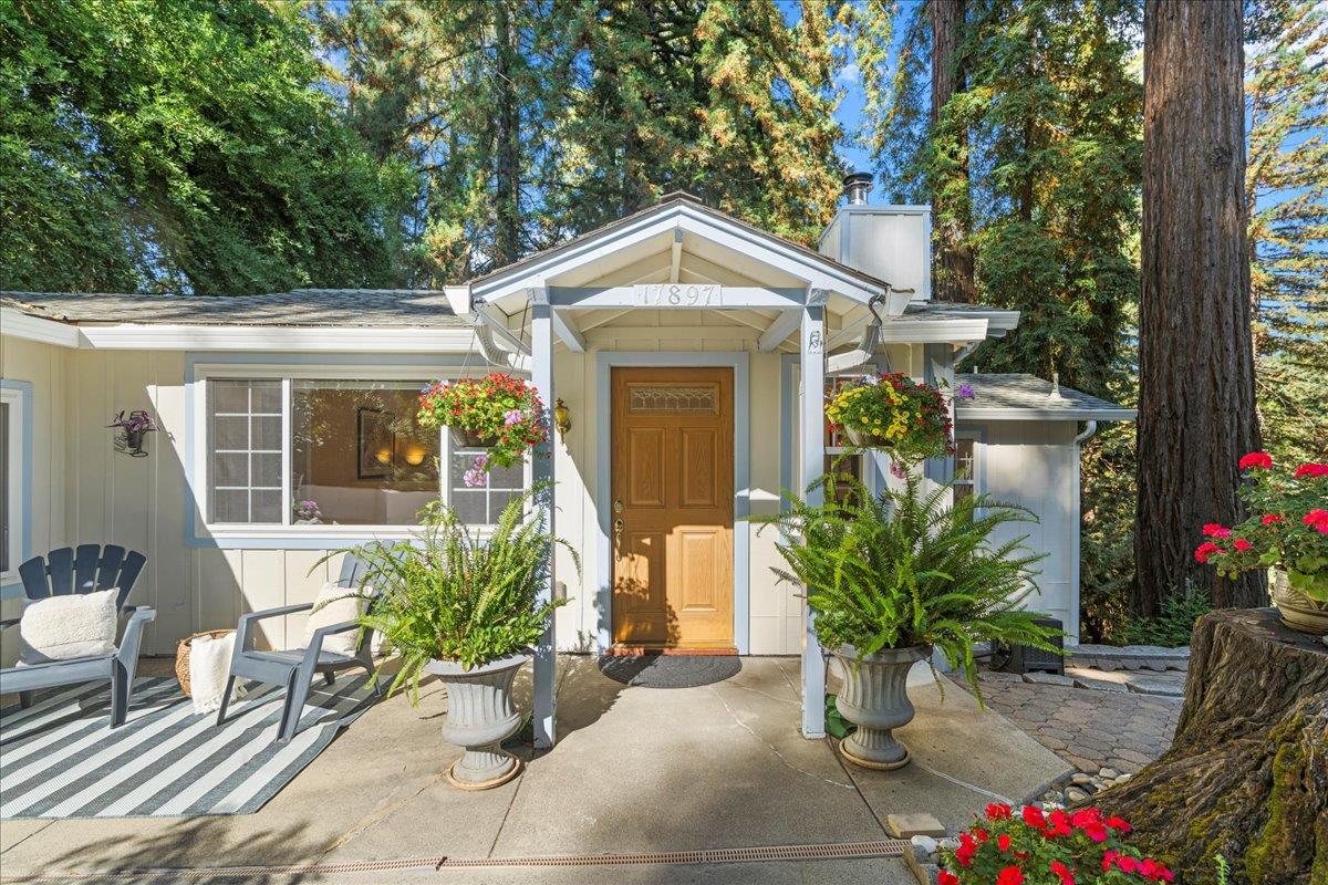 17897 Mozelle CT