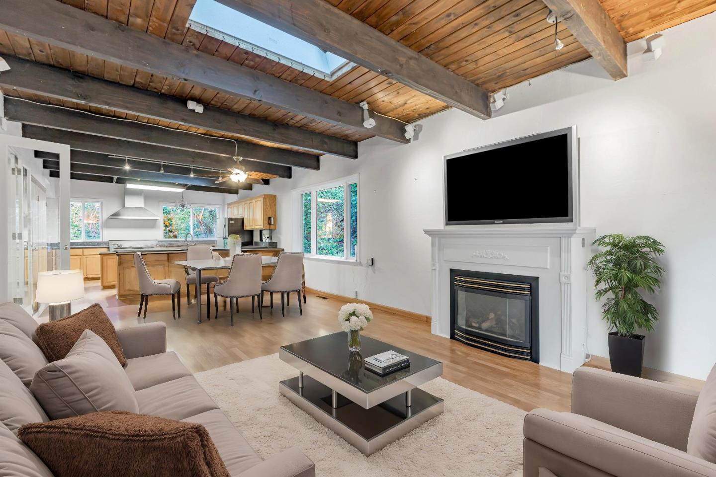 16128 Sanborn RD