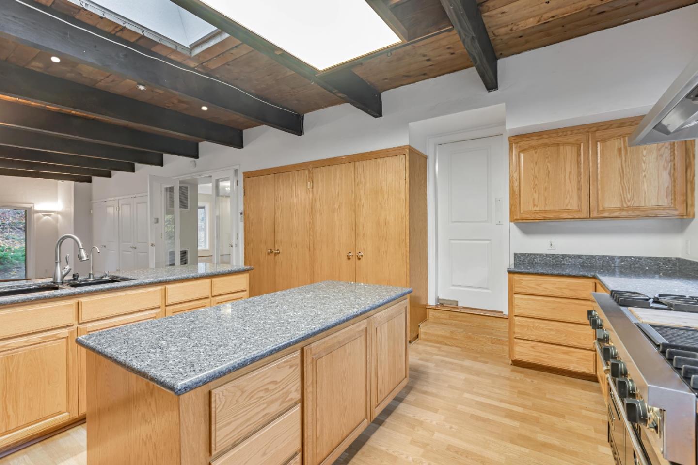 16128 Sanborn RD