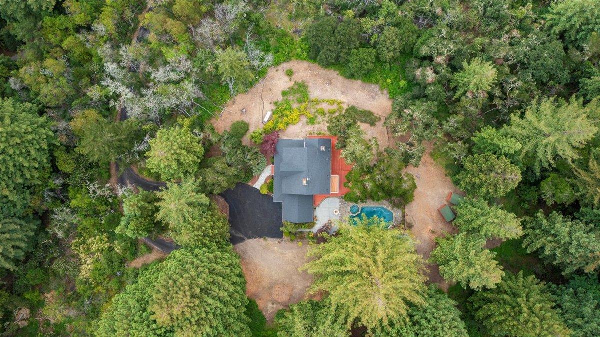 255 Cresci RD