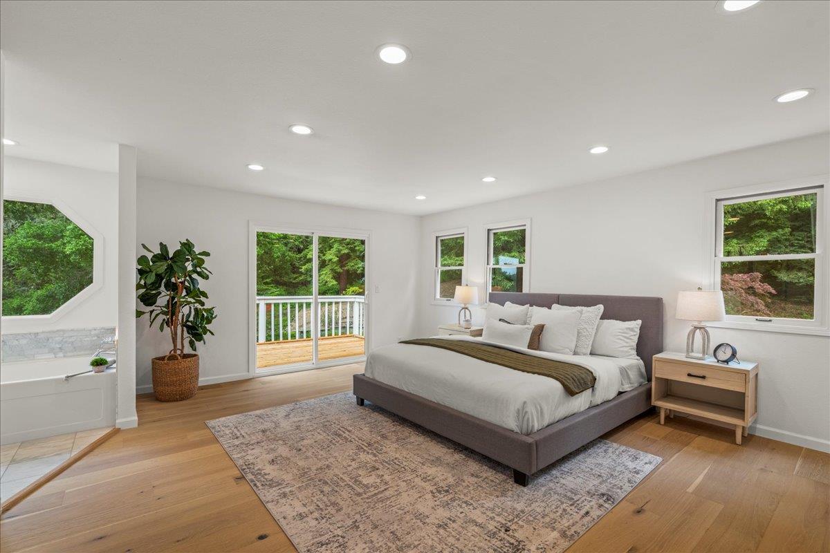 255 Cresci RD