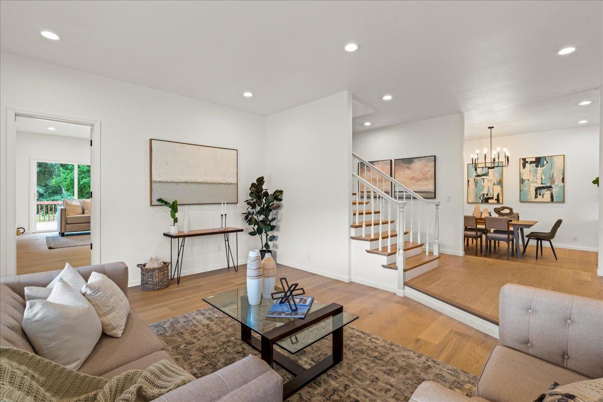 255 Cresci RD