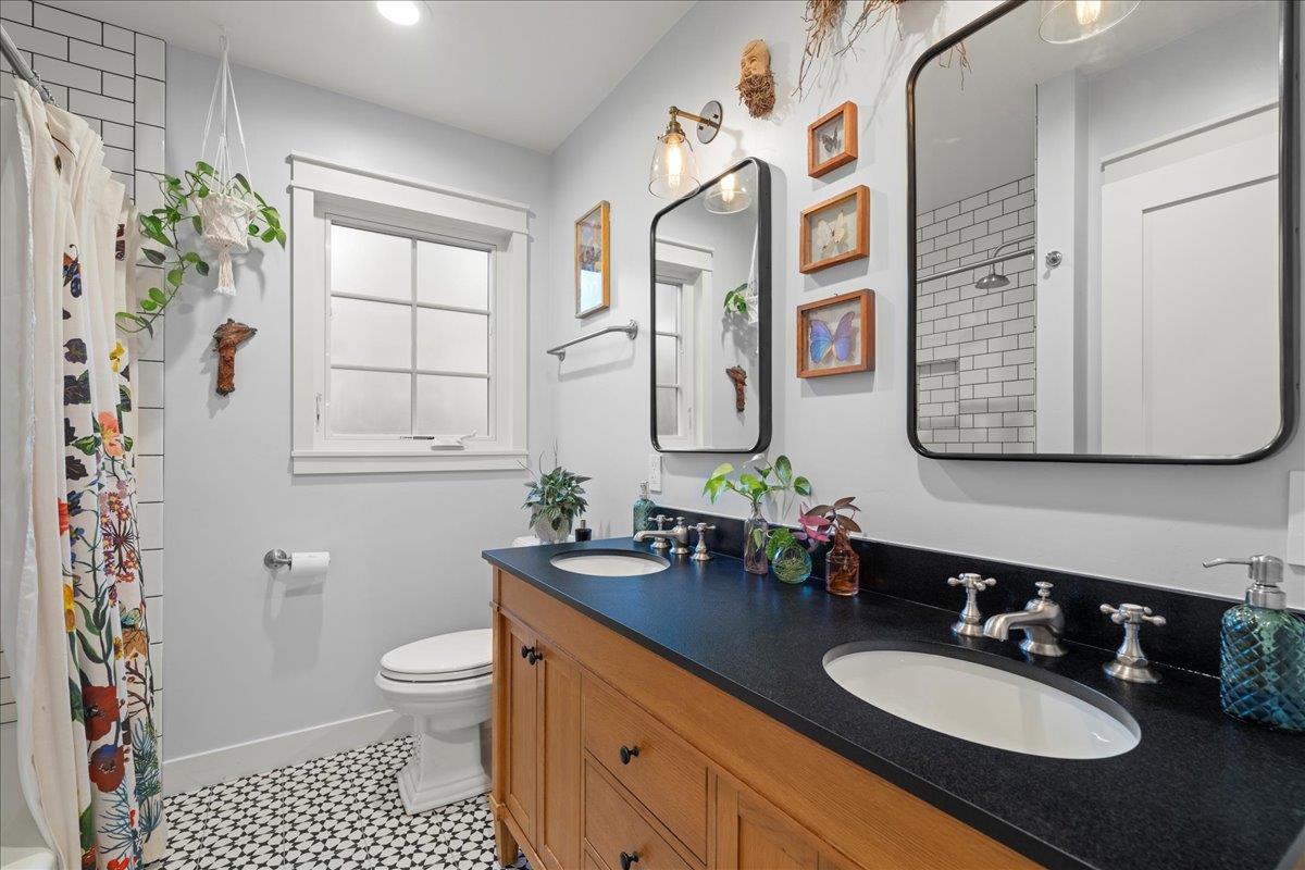 15415 Winchester BLVD