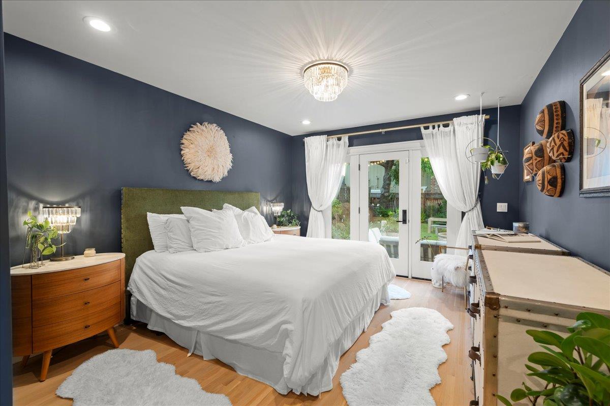 15415 Winchester BLVD