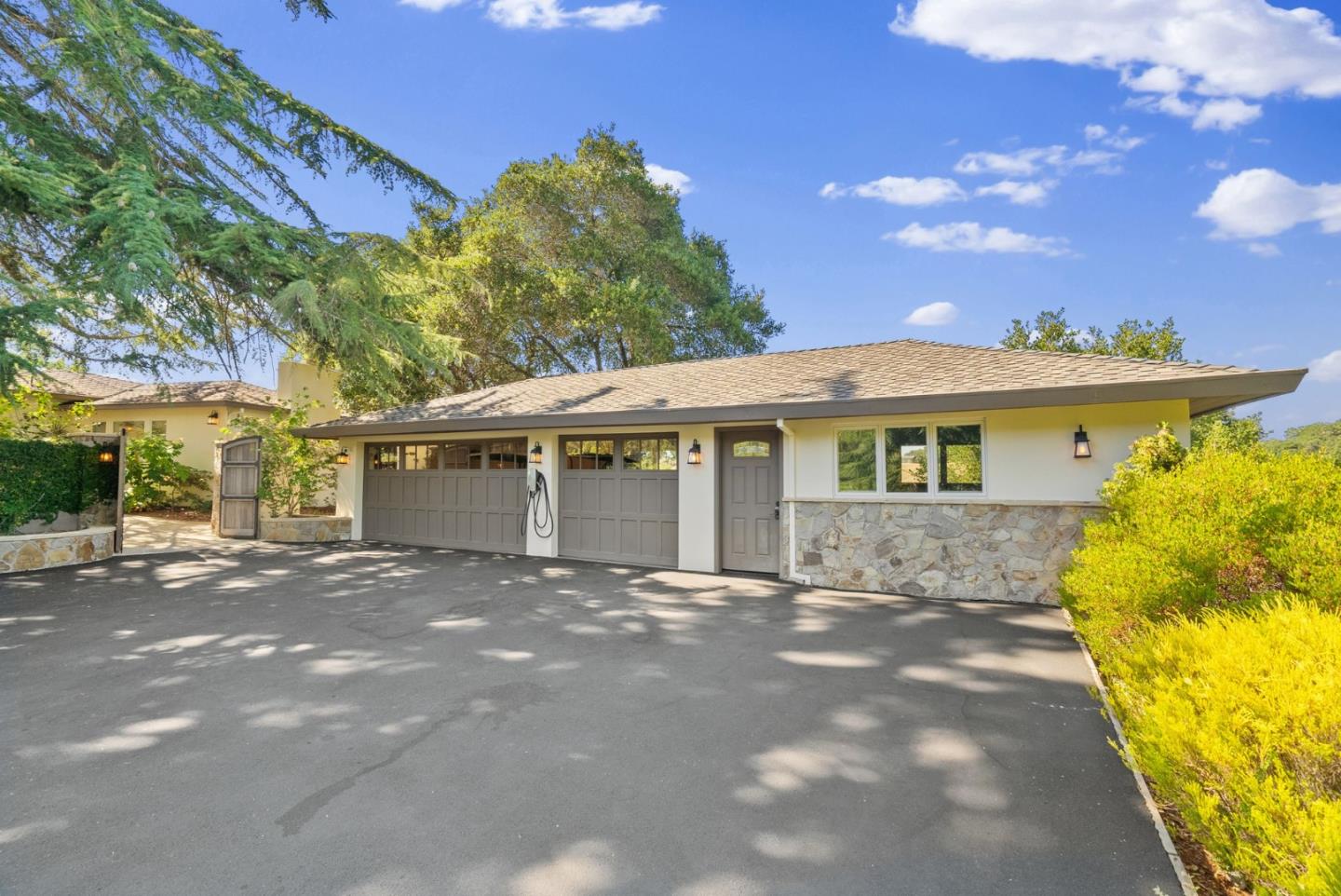 15651 Kennedy Road