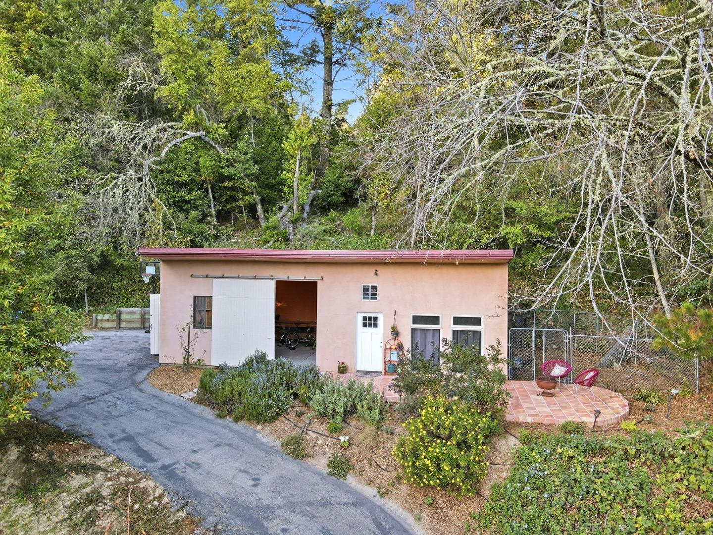 23185 Old Santa Cruz Highway