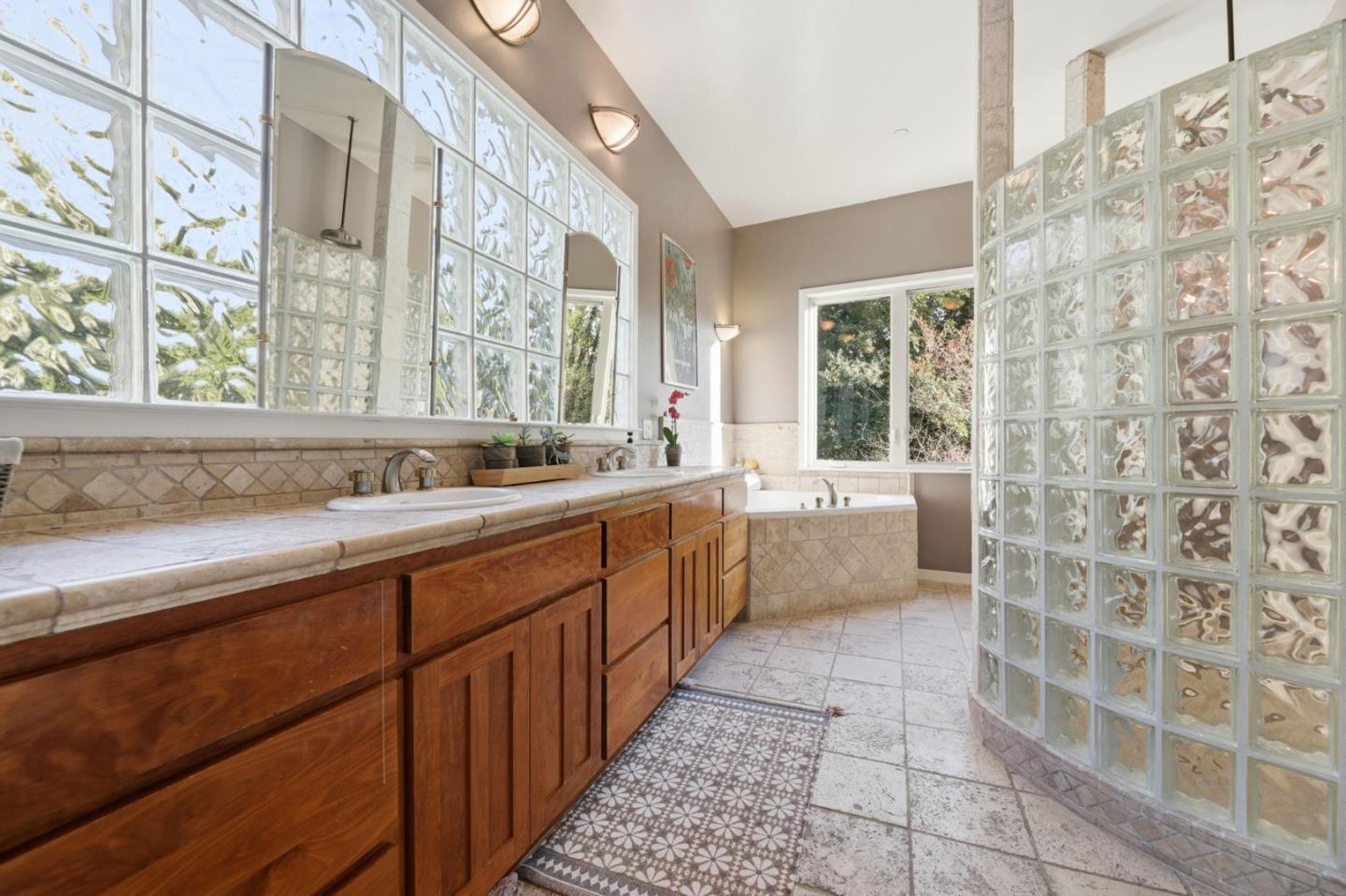 23185 Old Santa Cruz Highway