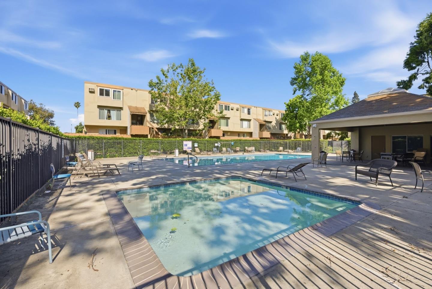 340 Auburn Way 19