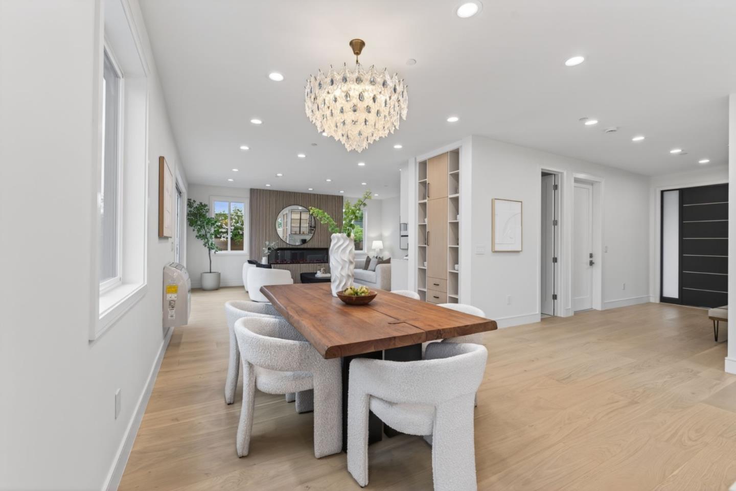 598 Madrone Avenue