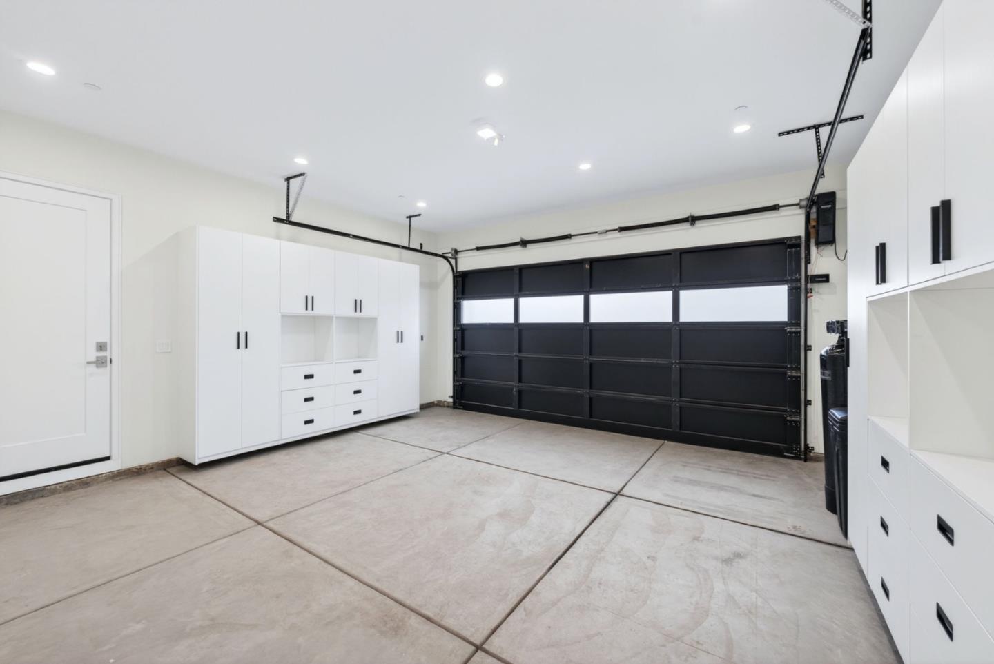 598 Madrone Avenue