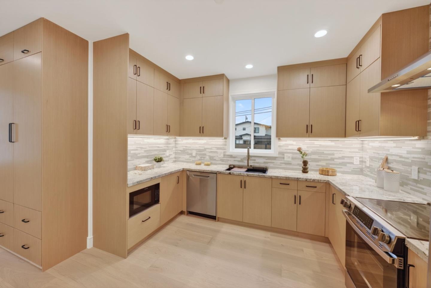 598 Madrone Avenue