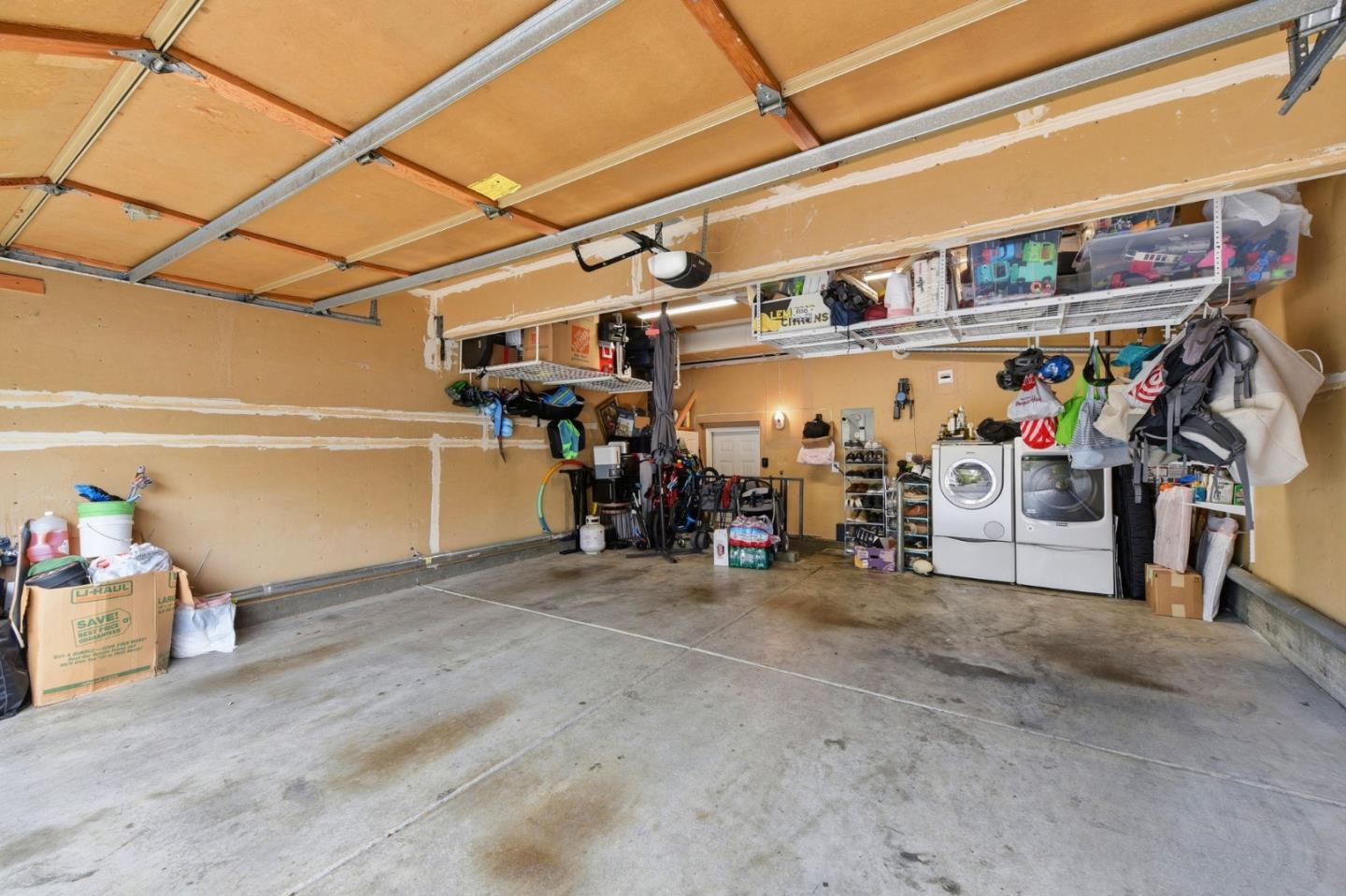 2561 Yerba Bank