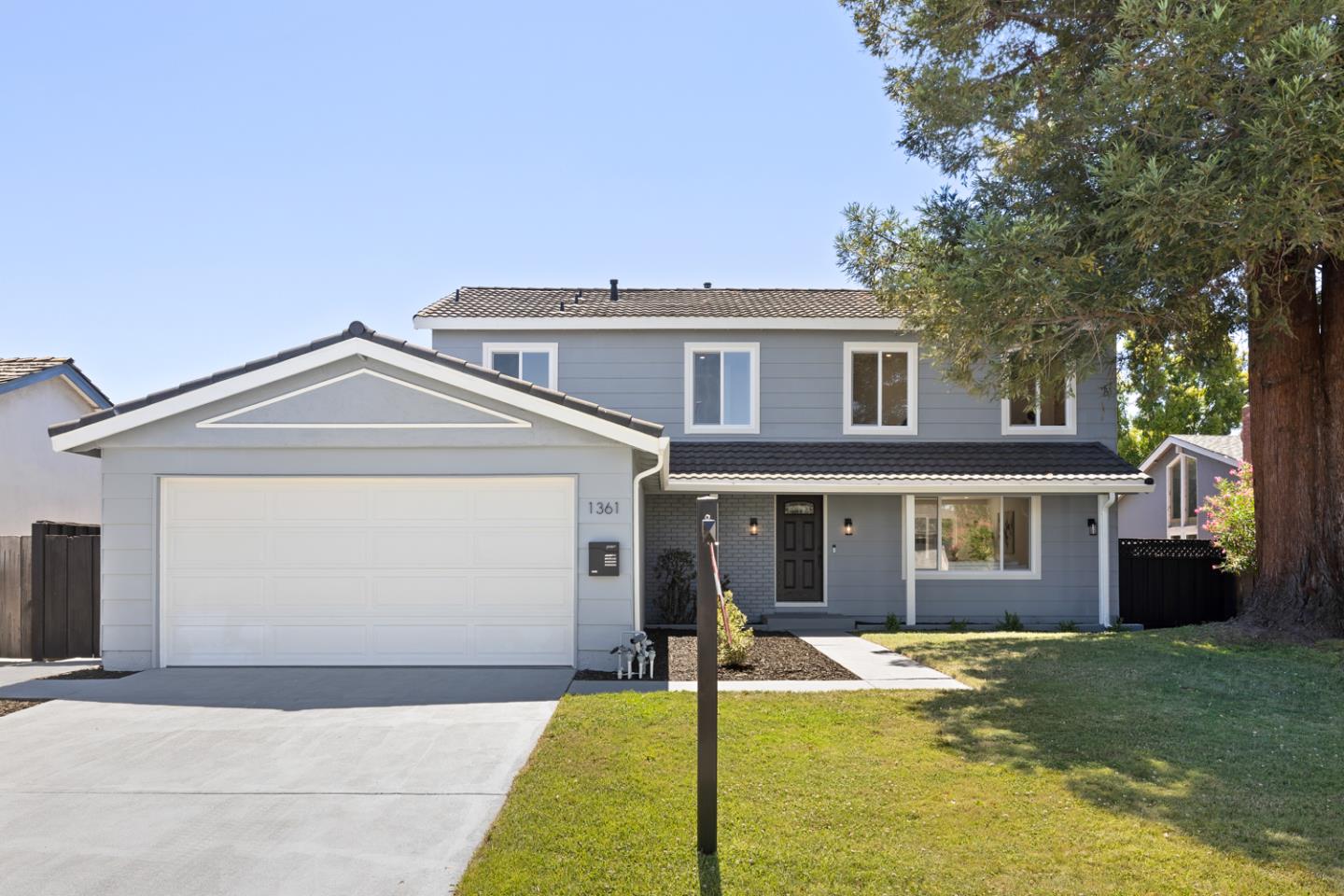 1361 Cabrillo AVE