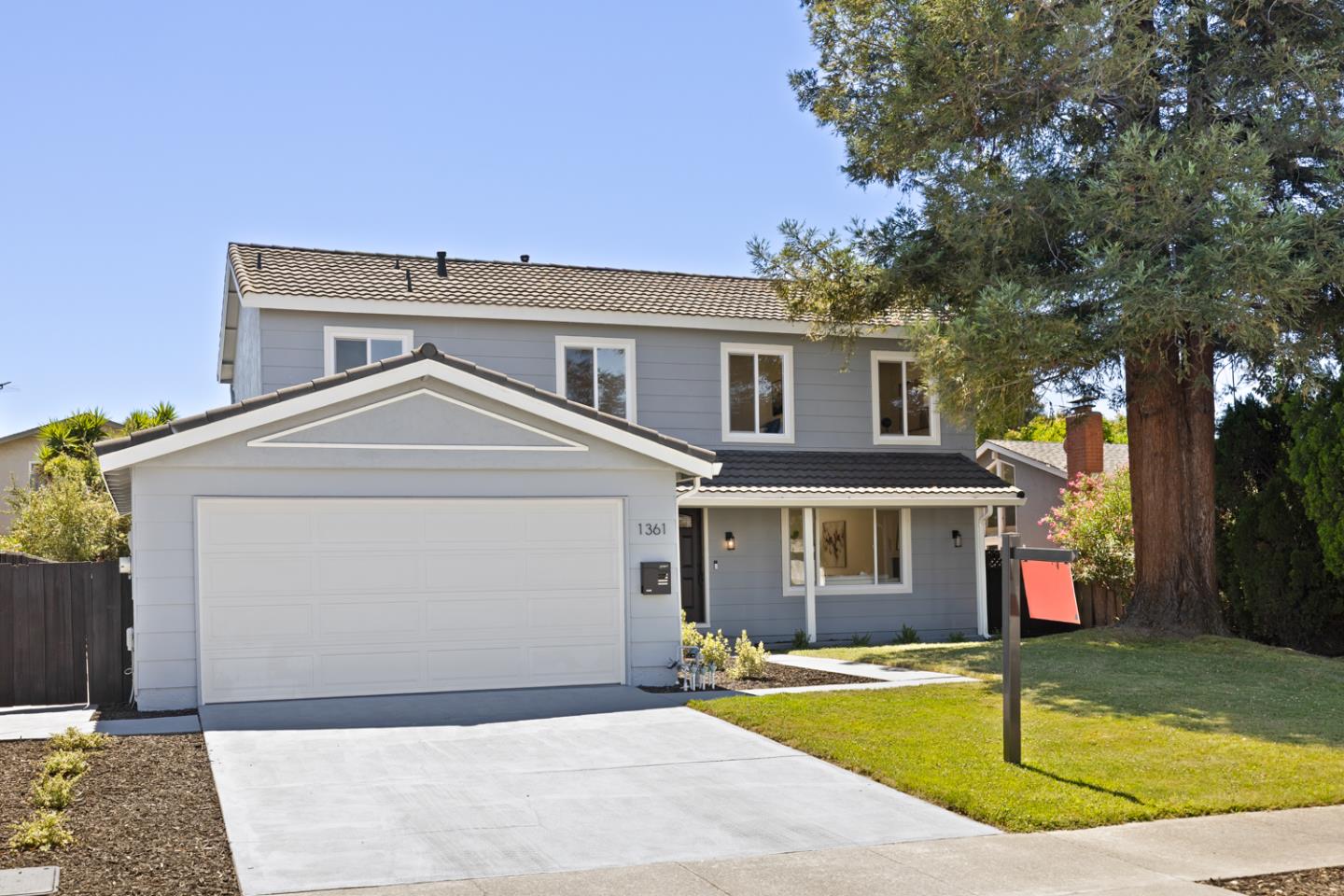 1361 Cabrillo AVE