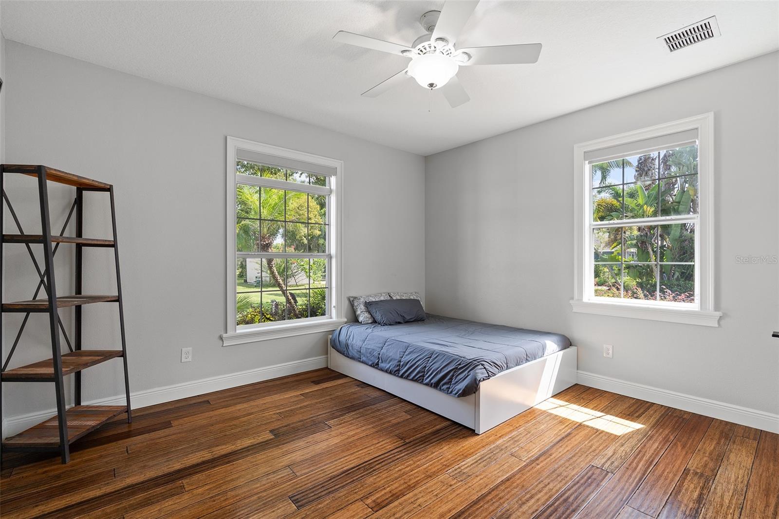 6090 ALLIGATOR LAKE SHR W