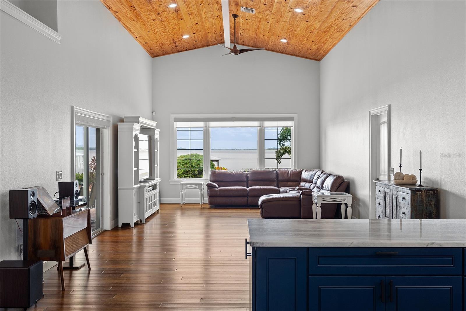 6090 ALLIGATOR LAKE SHR W