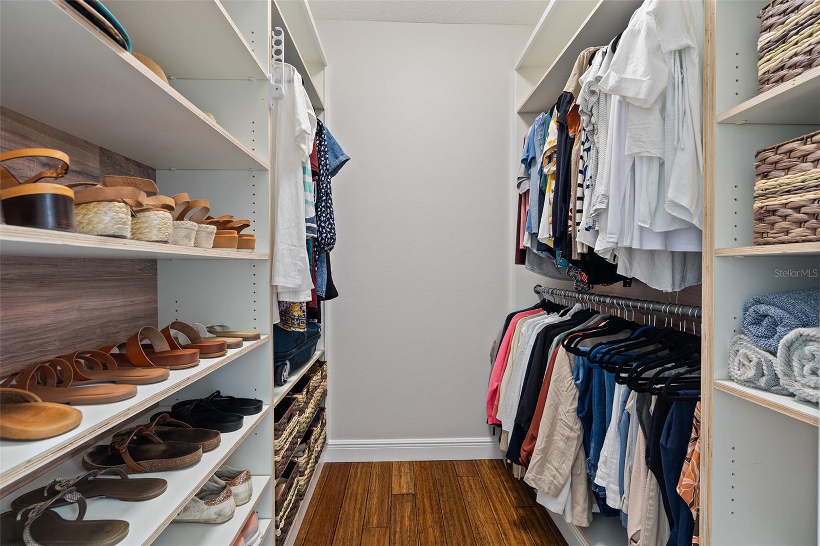 6090 ALLIGATOR LAKE SHR W