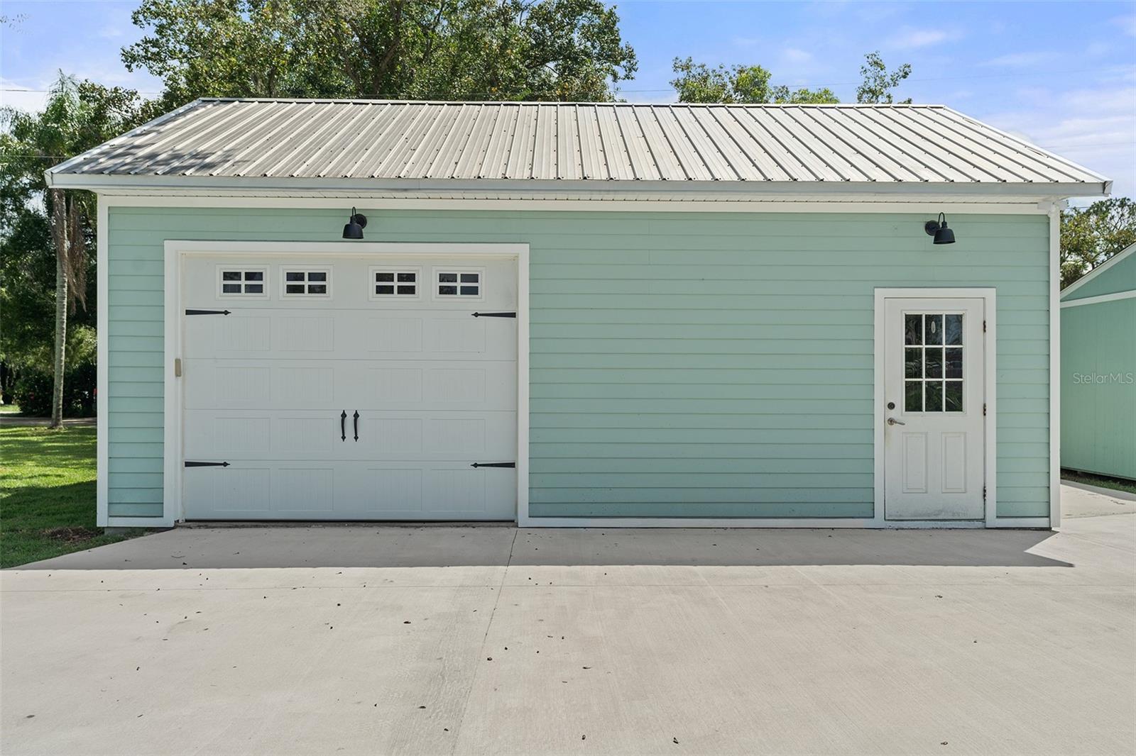 6090 ALLIGATOR LAKE SHR W