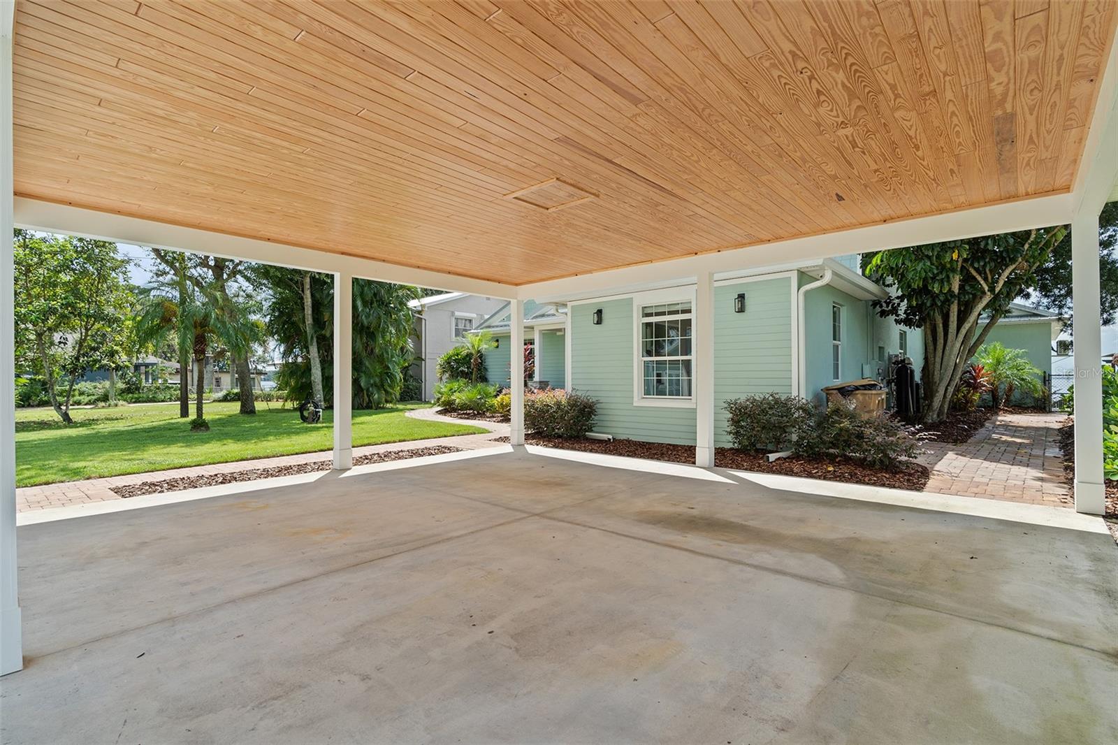 6090 ALLIGATOR LAKE SHR W